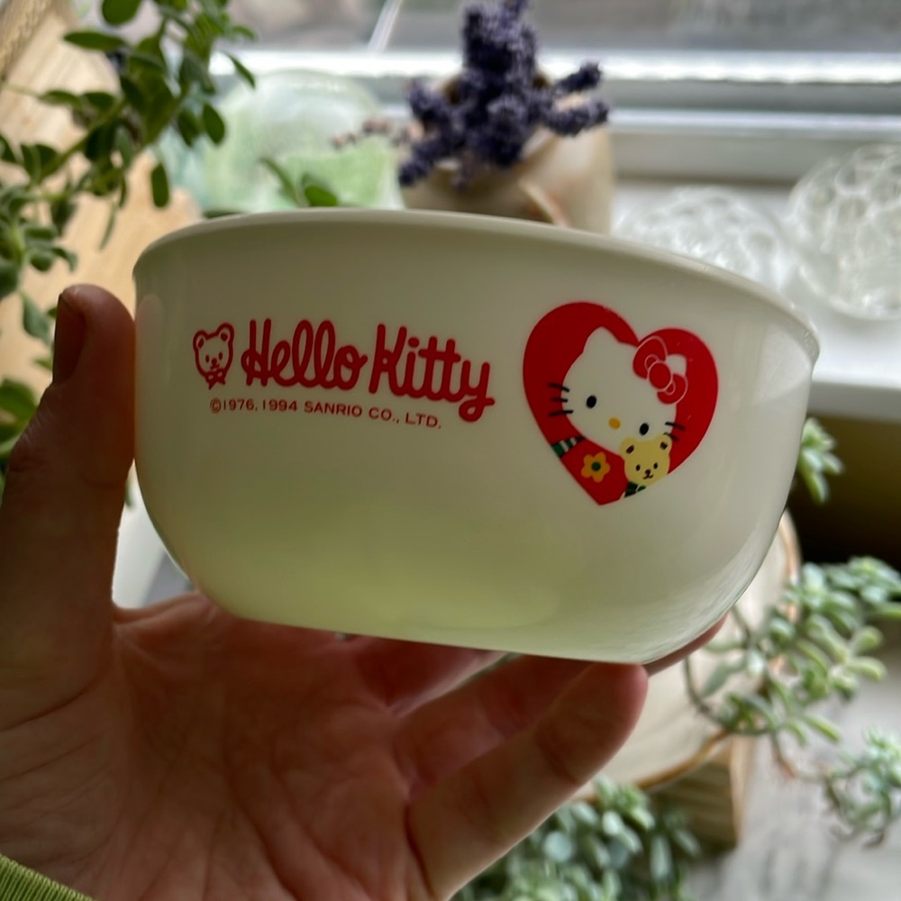 Vintage Sanrio 1994 Hello Kitty and Bears - rice bowl / trinket bowl